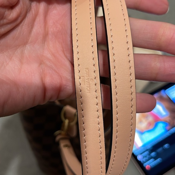 Louis Vuitton Neo Noe MM Damier Ebene/Venus - Picture 8 of 14